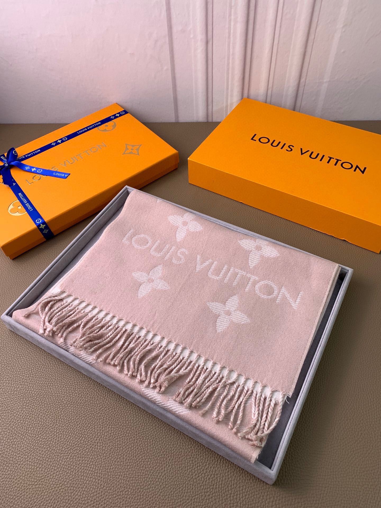 Louis Vuitton Scarf